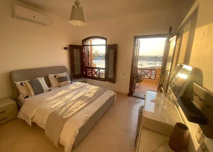 Sabina 2br Penthouse شقة *